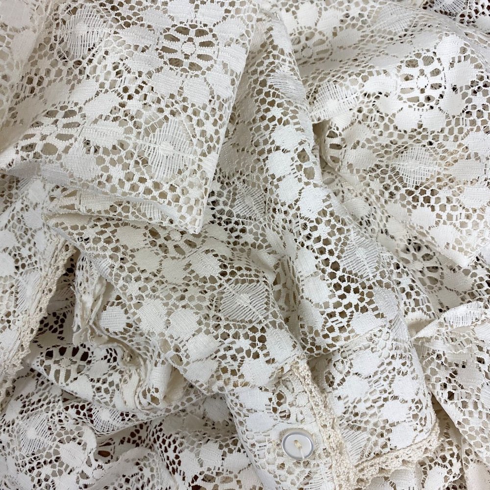 60's Sheer Lace Floral Blouse - Picture 3 of 6